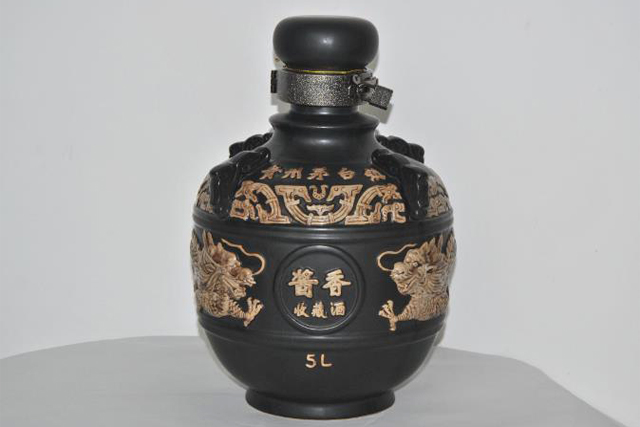 茅台主动放弃国酒商标是为何?